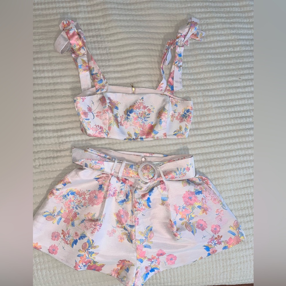 x Jess Southern Bardot Jacquard Floral Flare Shorts,Tie Strap Cropped Blouse